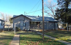 215 S Garfield Ave, Lyons, KS 67554