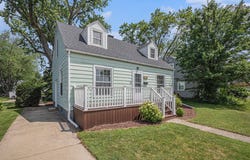 719 Botham Avenue, St. Joseph, MI 49085
