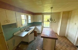 2742 W Hill Street, Vine Grove, KY 40175