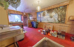 5582 Atlantic Avenue, Long Beach, CA 90805