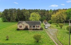 1804 Butylo Road, Laneview, VA 22504