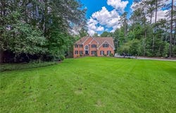 3625 Graycliff Road, Snellville, GA 30039