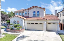 2657 Greystone Dr, Tracy, CA 95377