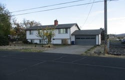 558 E FULTON St, Union, OR 97883