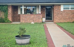 1333 Huntington Way, Clovis, NM 88101-1063