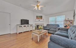 300 Elk Run Drive, Fort Worth, TX 76140