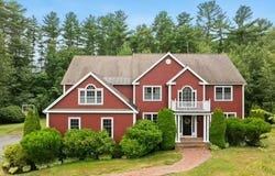 7 Tanglewood Dr, Easton, MA 02356