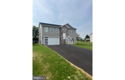 12152 REDHAWK DR, WAYNESBORO, PA 17268