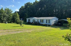 135 Whispering Drive, Harmony, NC 28634