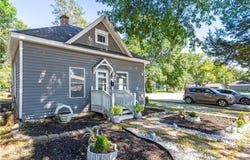 841 S Hickory Street, Ottawa, KS 66067