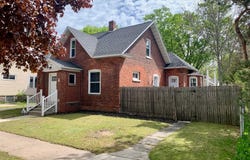 406 N Rowe Street, Ludington, MI 49431