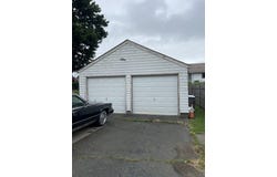 14 Forest Ave, Middletown, RI 02842