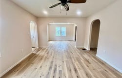 407 Cleveland Street, Versailles, MO 65084