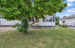 5244 W 150th Street, Brook Park, OH 44142