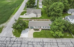515 W Oxford Street, Otterbein, IN 47970