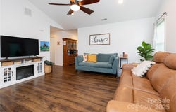 28 Trillium Meadows Lane unit: 5, Hendersonville, NC 28792