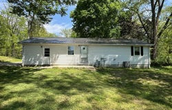 3690 North Drive, Greenville, OH 45331