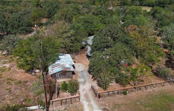 176 Lacy Dr, Elgin, TX 78621