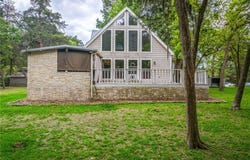 1055 Beech Crest, Columbus, TX 78950
