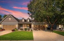 4802 Azalea Place, Alton, IL 62002