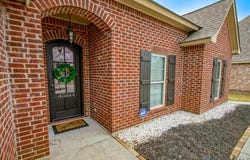 40444 Thomas Ave, Prairieville, LA 70769