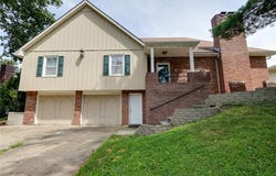 1008 17th Street, Blue Springs, MO 64015