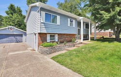 7244 Oaklawn Drive, Newburgh, IN 47630