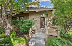2002 Lakeview Drive, Park City, UT 84060