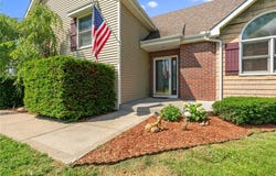 14700 Shamrock Way, Smithville, MO 64089
