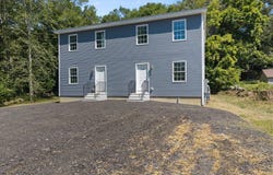 154 Grove Avenue, Groton, CT 06340