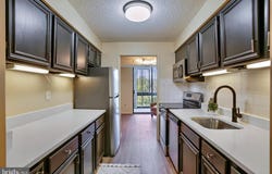 5300 HOLMES RUN PARKWAY, ALEXANDRIA, VA 22304
