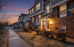 4580 Bradley Circle, Troy, MI 48085