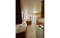 13 Chopin Parkway, Amsterdam, NY 12010
