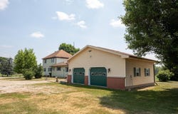 14970 N State Road 13, North Manchester, IN 46962-8670