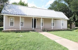 1065 W Pecan Street, Stephenville, TX 76401