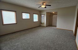 2524 Buckingham Road, Fremont, NE 68025