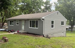4215 Summit Street, Leavenworth, KS 66048