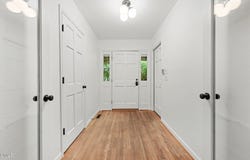213 Hillsborough Street, Chapel Hill, NC 27514