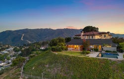 9670 Crystal View Dr., Tujunga, CA 91042
