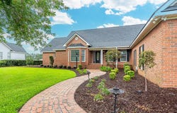 161 Greentree Dr, Broxton, GA 31519