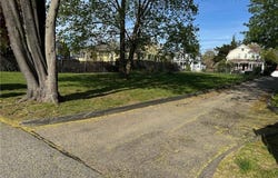 38 Newton Avenue, Westerly, RI 02891