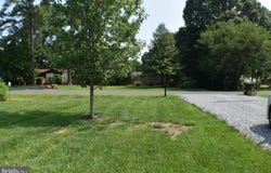 305 CEDAR LANE, COLONIAL BEACH, VA 22443