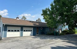 323 W 1ST STREET, BOILING SPRINGS, PA 17007