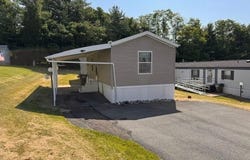 3 Blue Mountain View, Lower Towamensing Tp, PA 18058