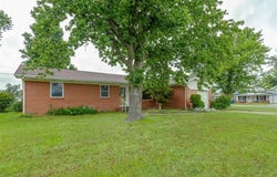 2822 N Market Avenue, Shawnee, OK 74804