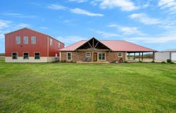 1818 E 2060 Road, Hugo, OK 74743