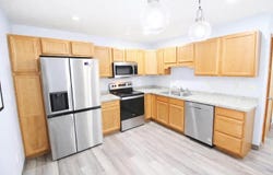 609 11th St NW, Minot, ND 58703