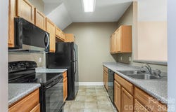 123 Foxden Drive, Fletcher, NC 28732