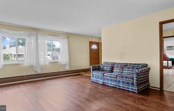 51 TALL PINE LANE, LEVITTOWN, PA 19054