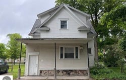 510 S Main, Mt Pleasant, MI 48858